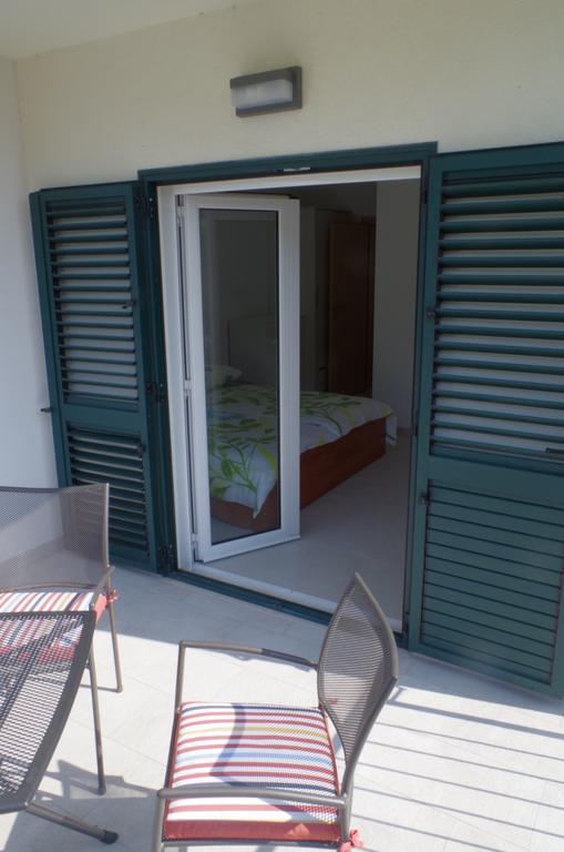 Apartmani Kusic Trpanj Ngoại thất bức ảnh